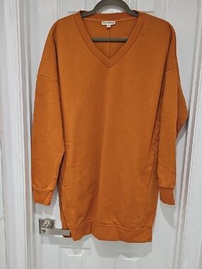 V-Neck Long Sweatshirt With Pockets